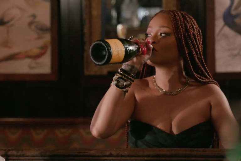 Rihanna Champagne