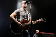 Darius Rucker on Tom Hanks: “Fuck Tom Hanks!”