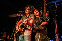 tom-morello-pays-tribute-to-chris-cornell-55th-birthday