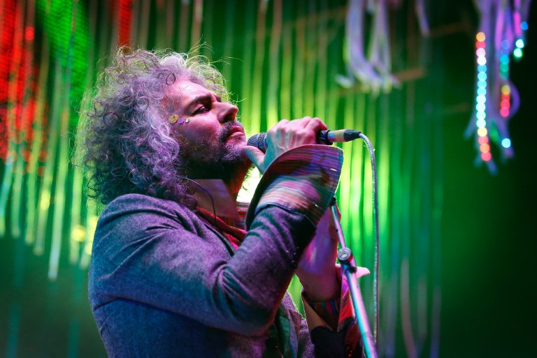the-flaming-lips-kings-mouth-music-and-song-stream