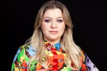 kelly-clarkson-portrait-session-april-14-2019-billboard-1548-1563138482