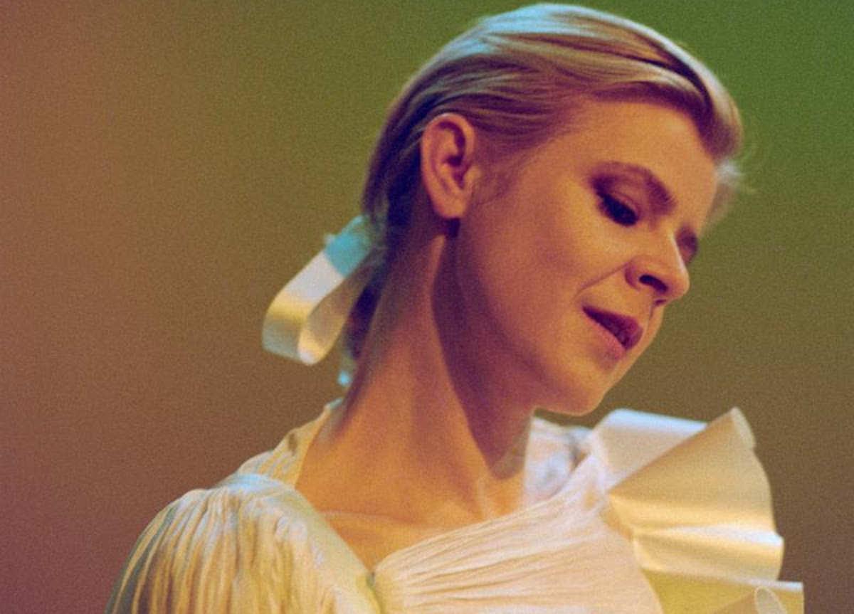 robyn expands north american tour
