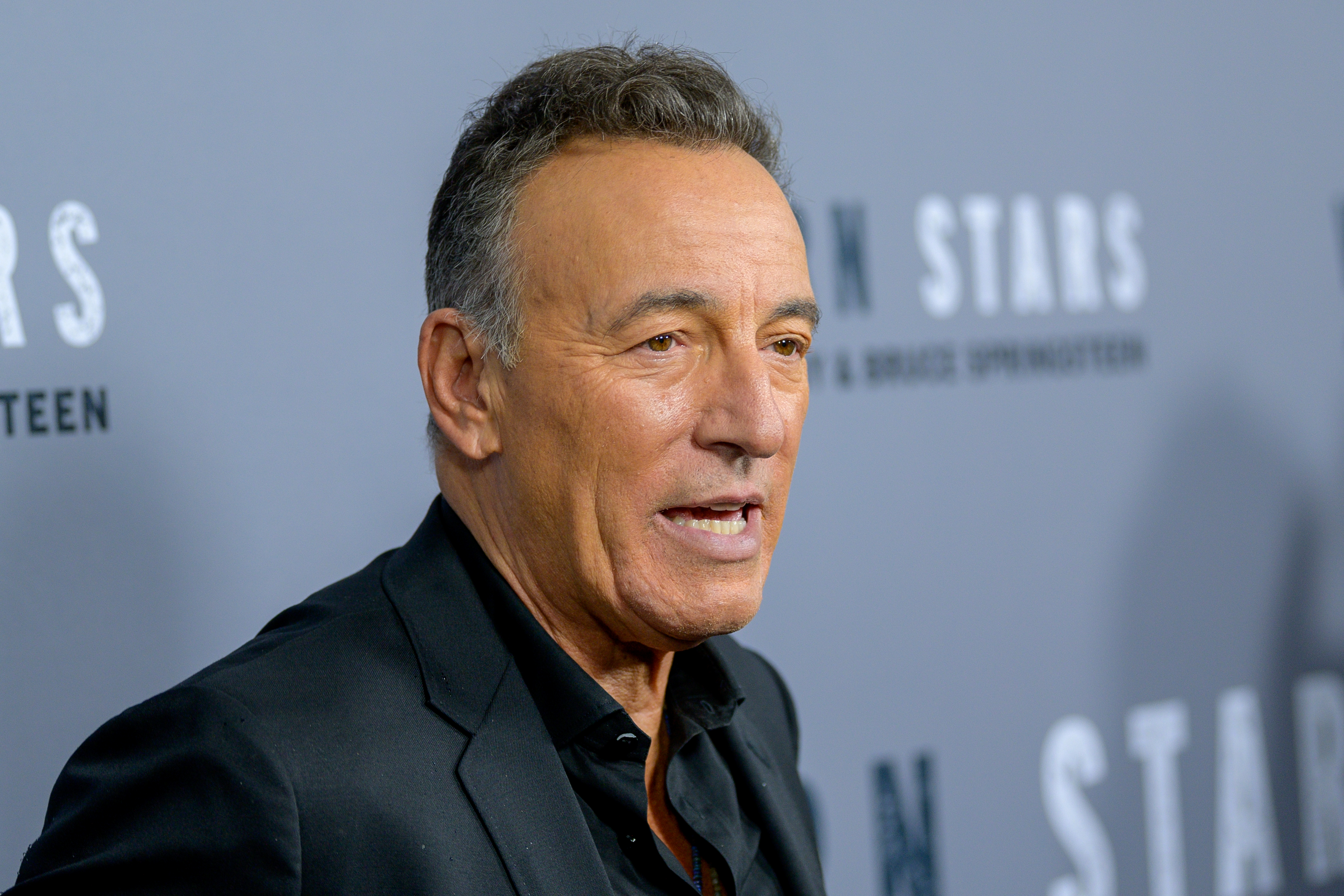 Bruce Springsteen Makes Surprise Appearance at 'Western Stars' Screening in  New Jersey: Watch