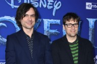 Here’s Weezer’s New Song for the <i>Frozen 2</i> Soundtrack