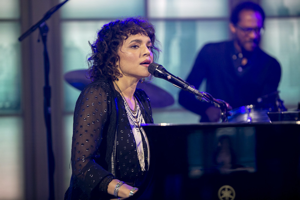 Hear Norah Jones Cover 'Steer Your Way' From Final Leonard Cohen Album