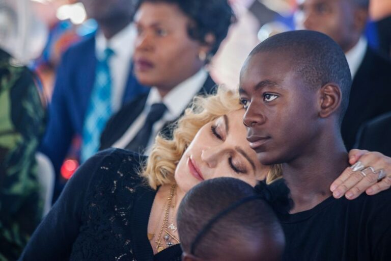 MALAWI-US-HEALTH-MUSIC-MADONNA
