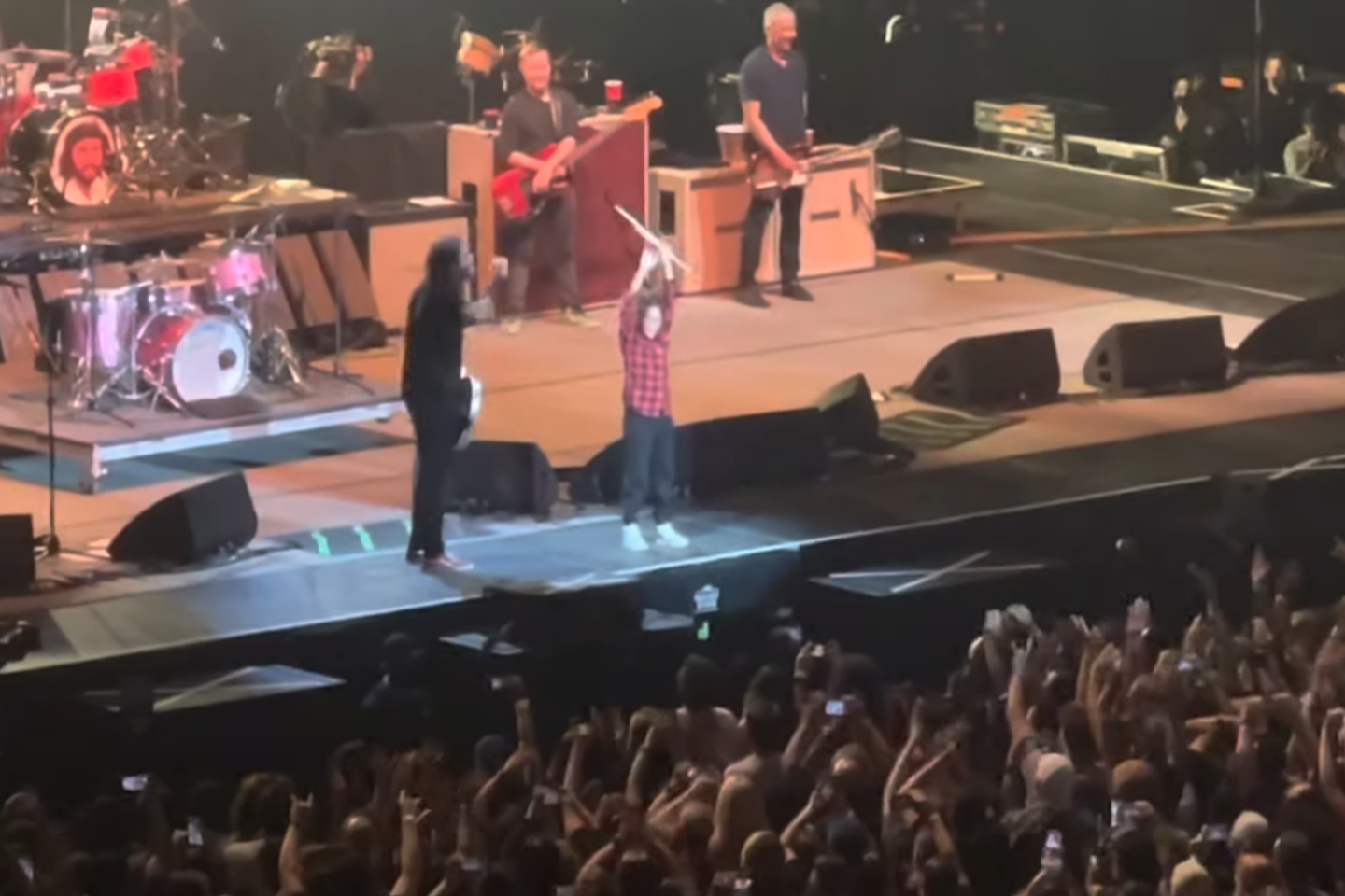 Foo Fighters Nandi Bushell
