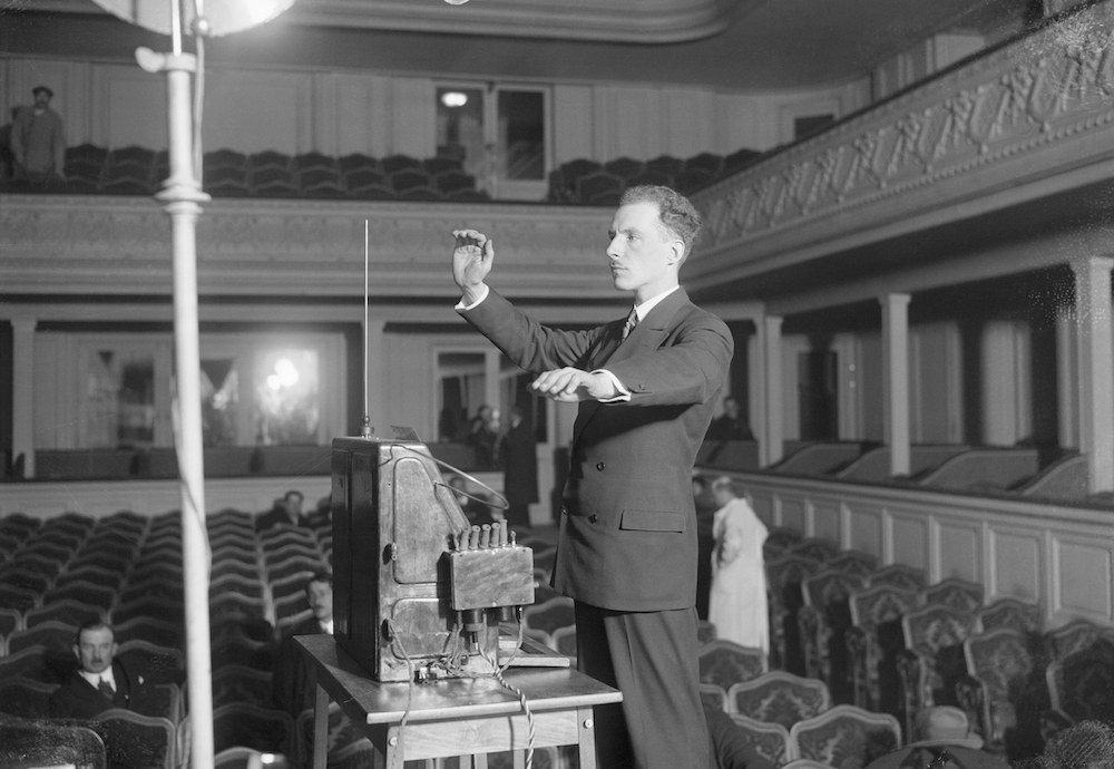 Leo Theremin Playing Instrument