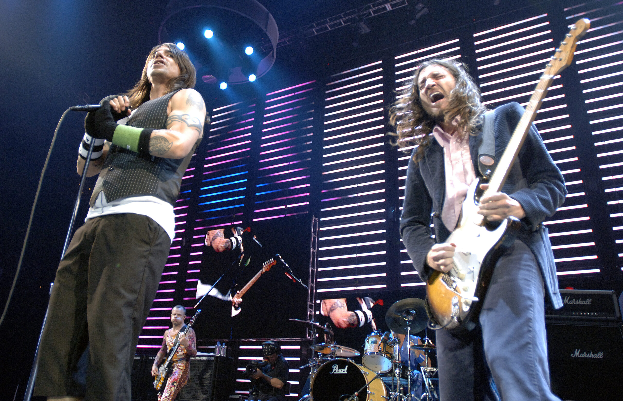 Red Hot Chili Peppers Extend 'Unlimited Love' Tour Into 2024