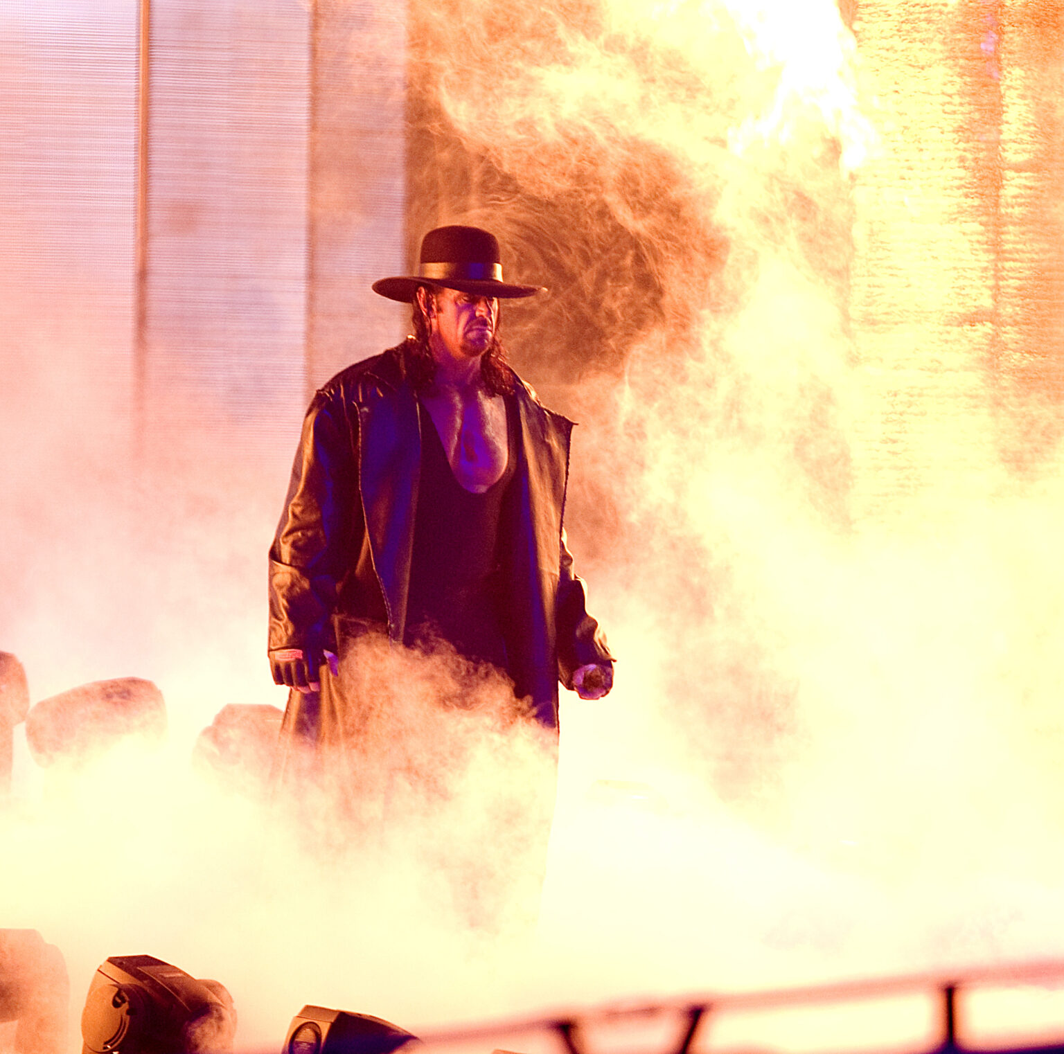 The Greatest Wrestlemania Entrances - Spin