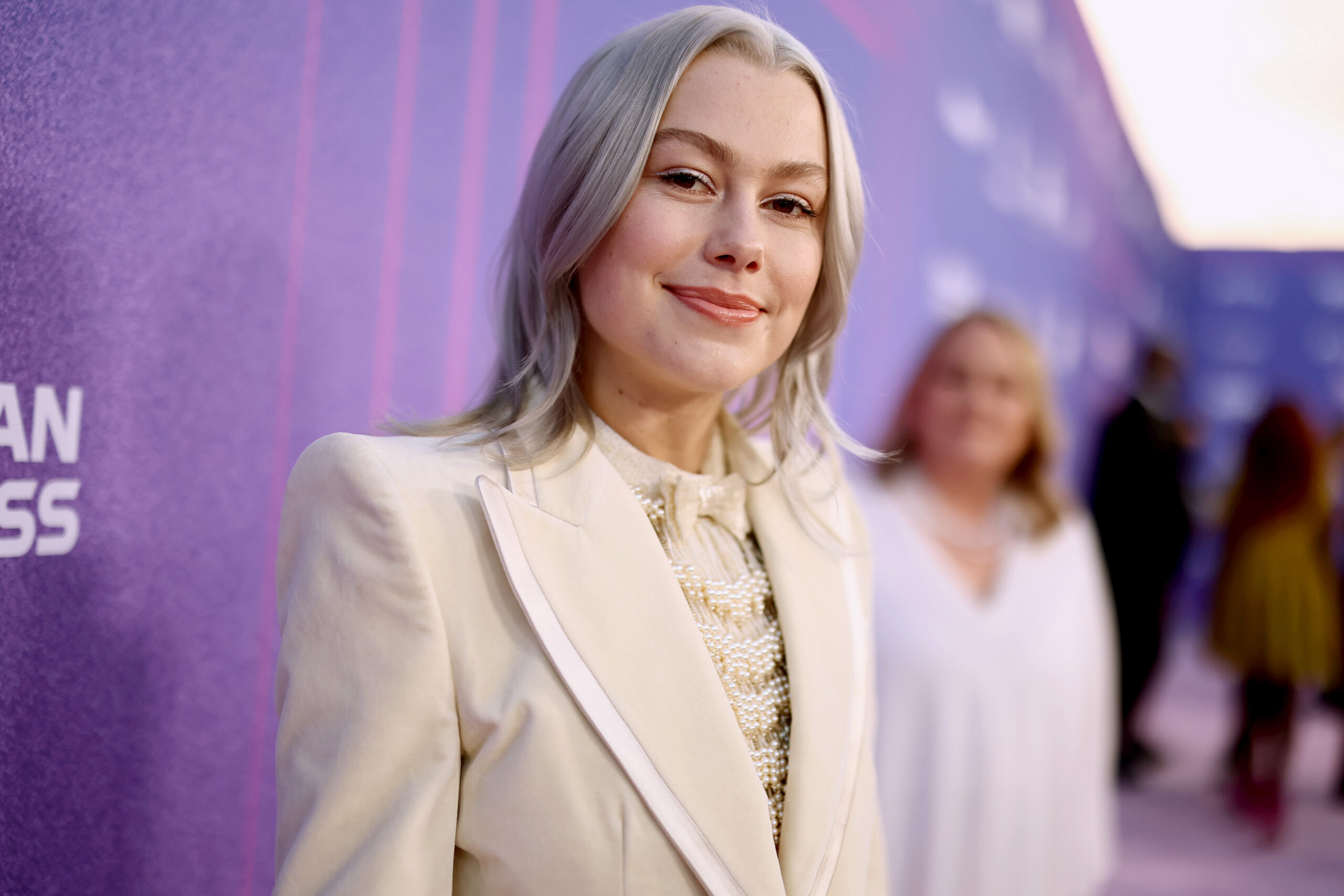 Phoebe Bridgers Shares New Song ‘Sidelines’