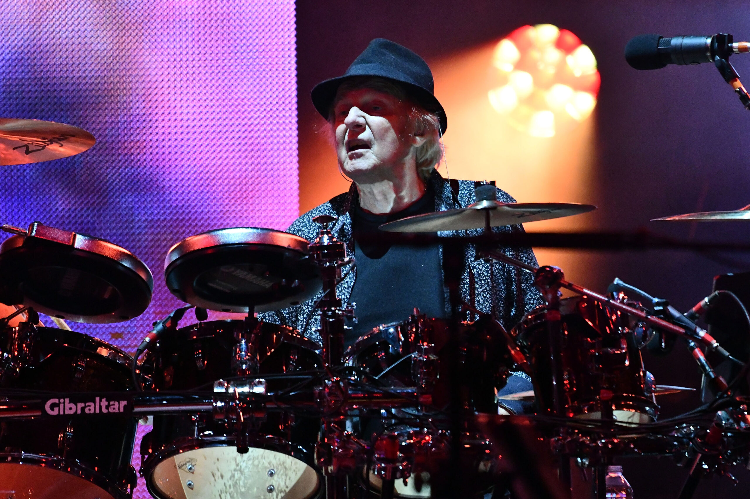 HOLLYWOOD, CA - JUNE 19:  Rock and Roll Hall of Fame member Alan White, drummer of the classic rock band Yes, performs onstage as a special guest during the band's 50th Anniversary tour at Ford Theatre on June 19, 2018 in Hollywood, California.  (Photo by Scott Dudelson/Getty Images)