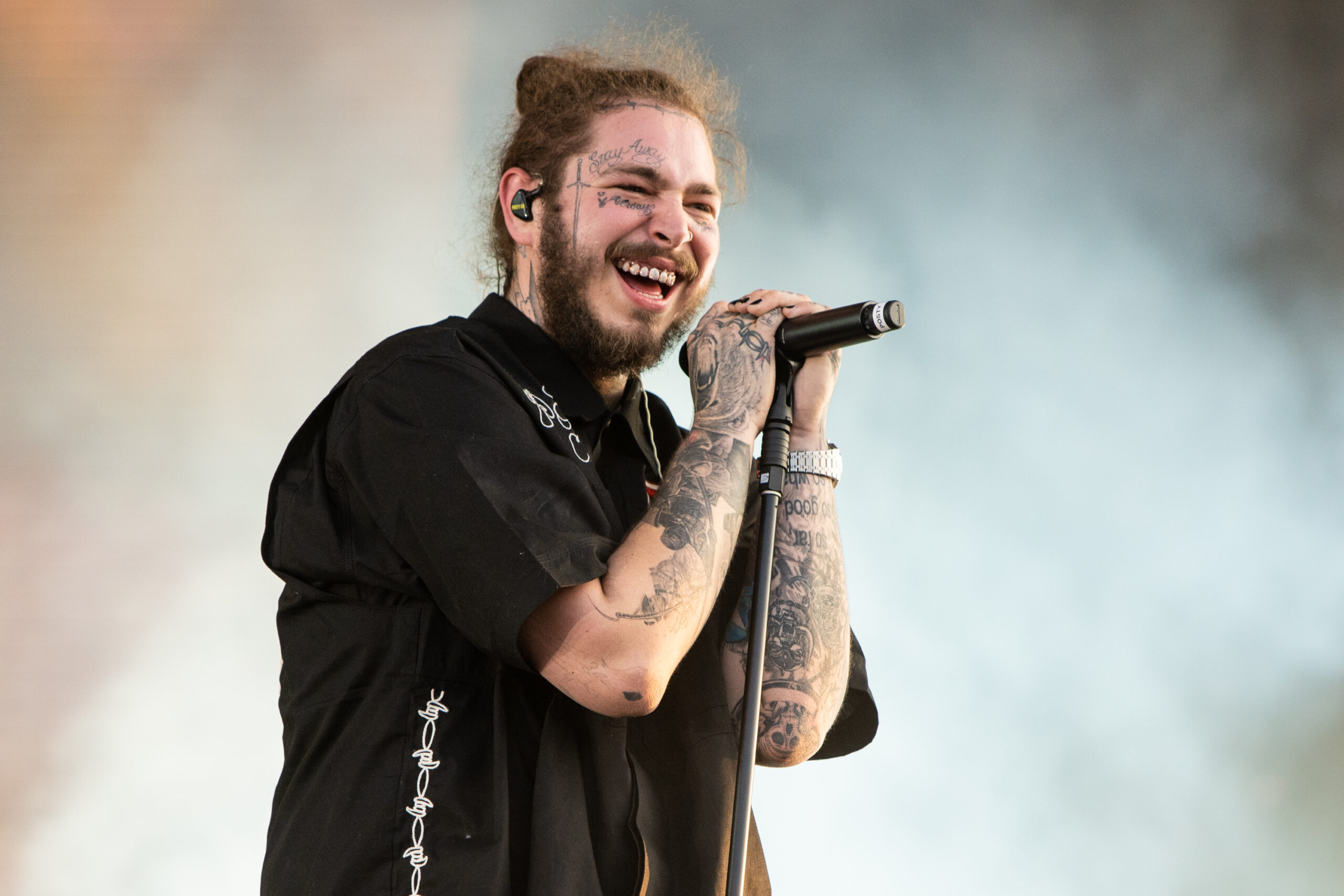 Post Malone Injures Ribs After Falling on Stage, Then Finishes Concert