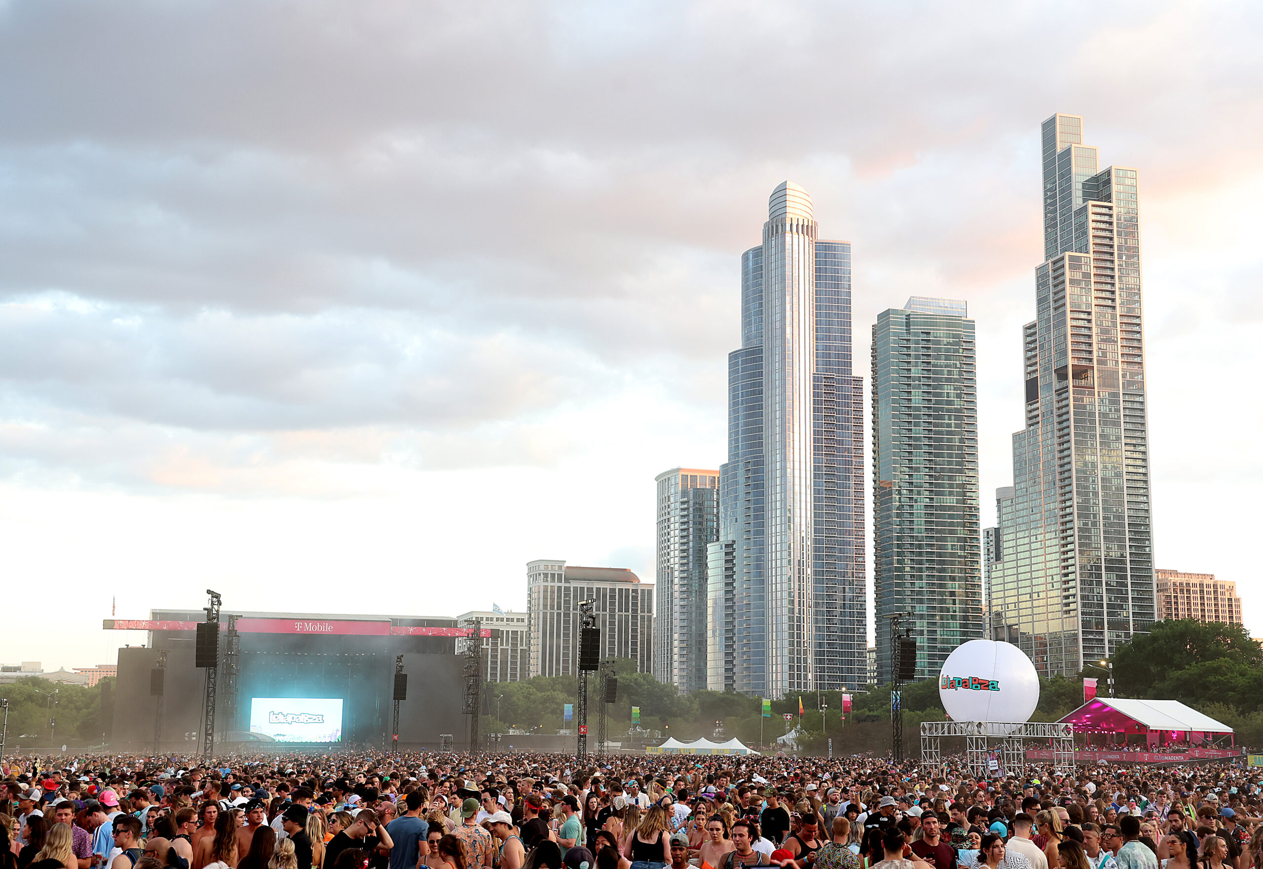 Music, food and more in the spotlight at Lollapalooza