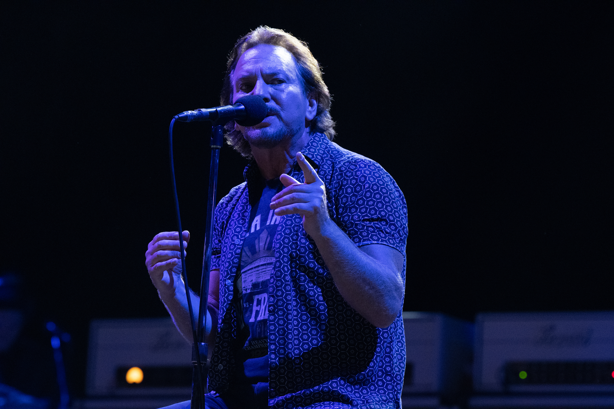 Pearl Jam Debut 'Dark Matter' Songs On 'The Howard Stern Show'