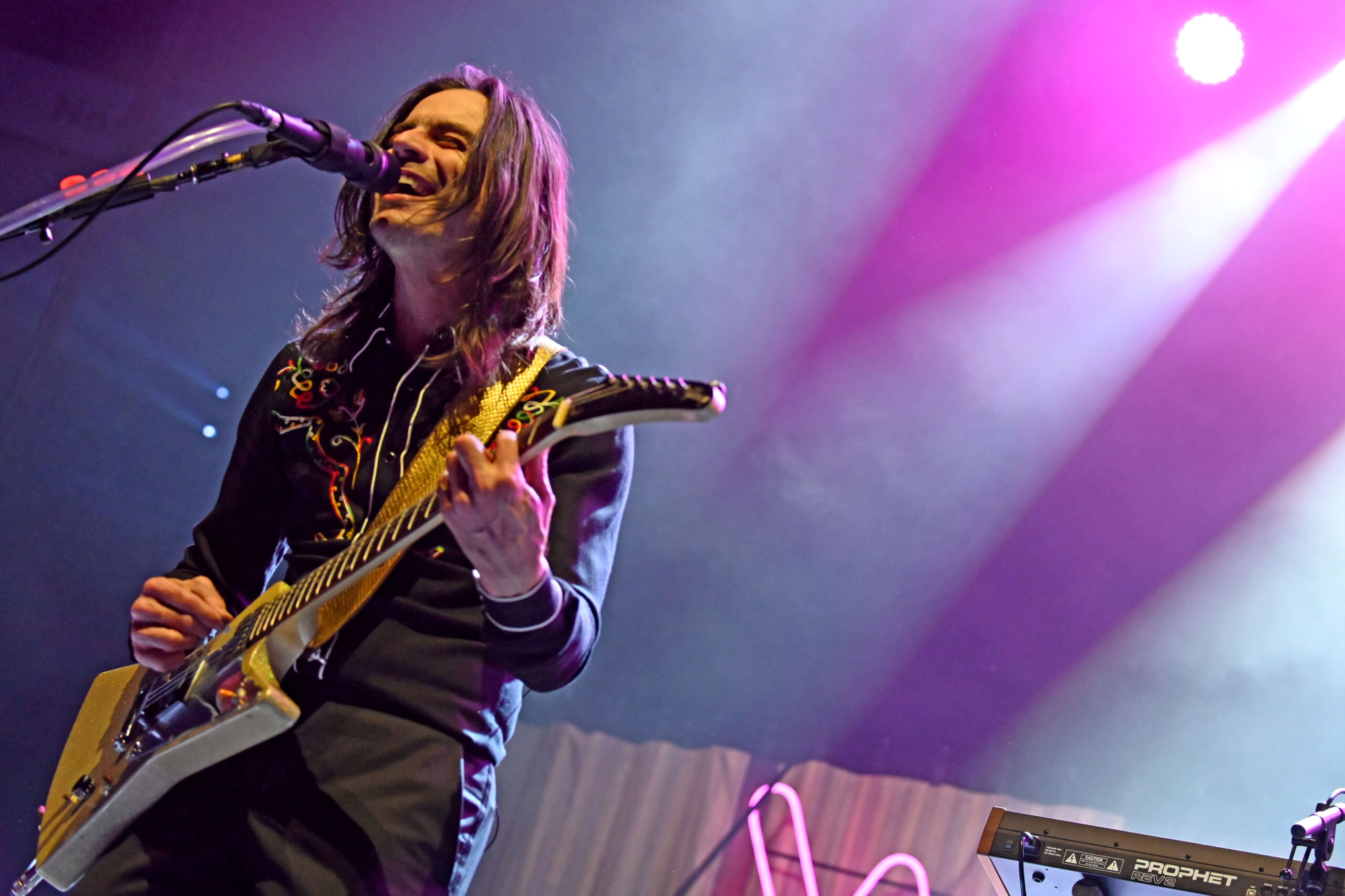 5 Albums I Can't Live Without: Brian Bell of Weezer - SPIN