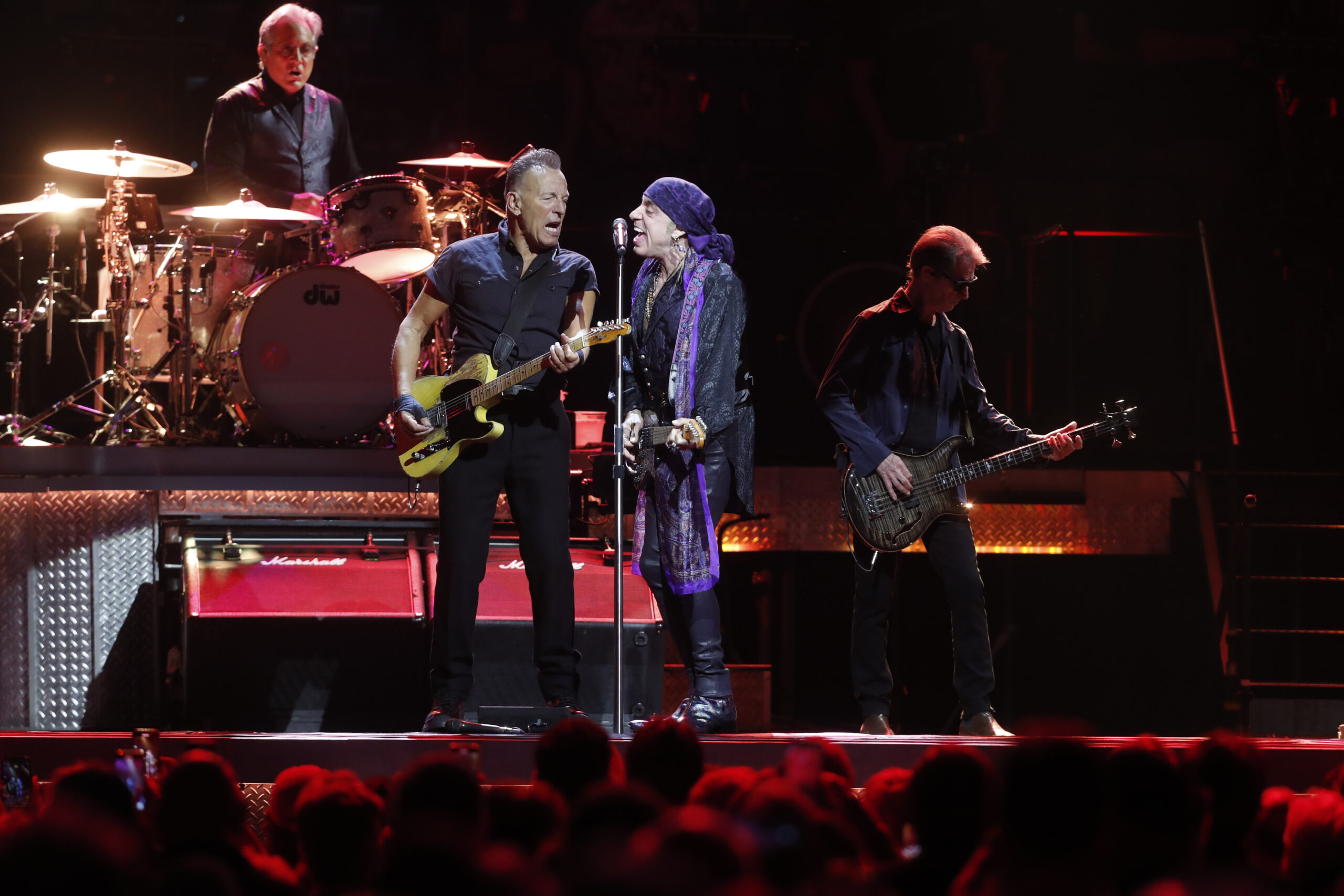 Bruce Springsteen and the E Street Band on Feb. 1, 2023, in Tampa, Fla. (photo: Octavio Jones / Getty Images)