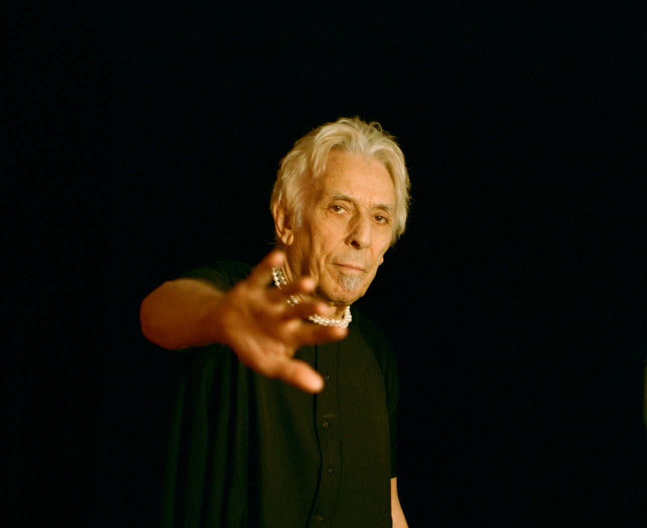 John Cale on Embracing Pop and the Avant-Garde - SPIN