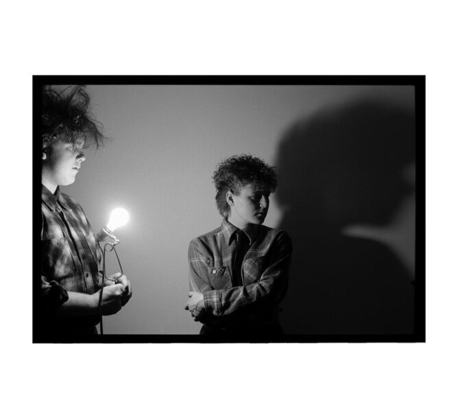 Robin Guthrie and Elizabeth Fraser of the Cocteau Twins,1980s. (Credit: Lisa Haun / Michael Ochs Archives/Getty Images)