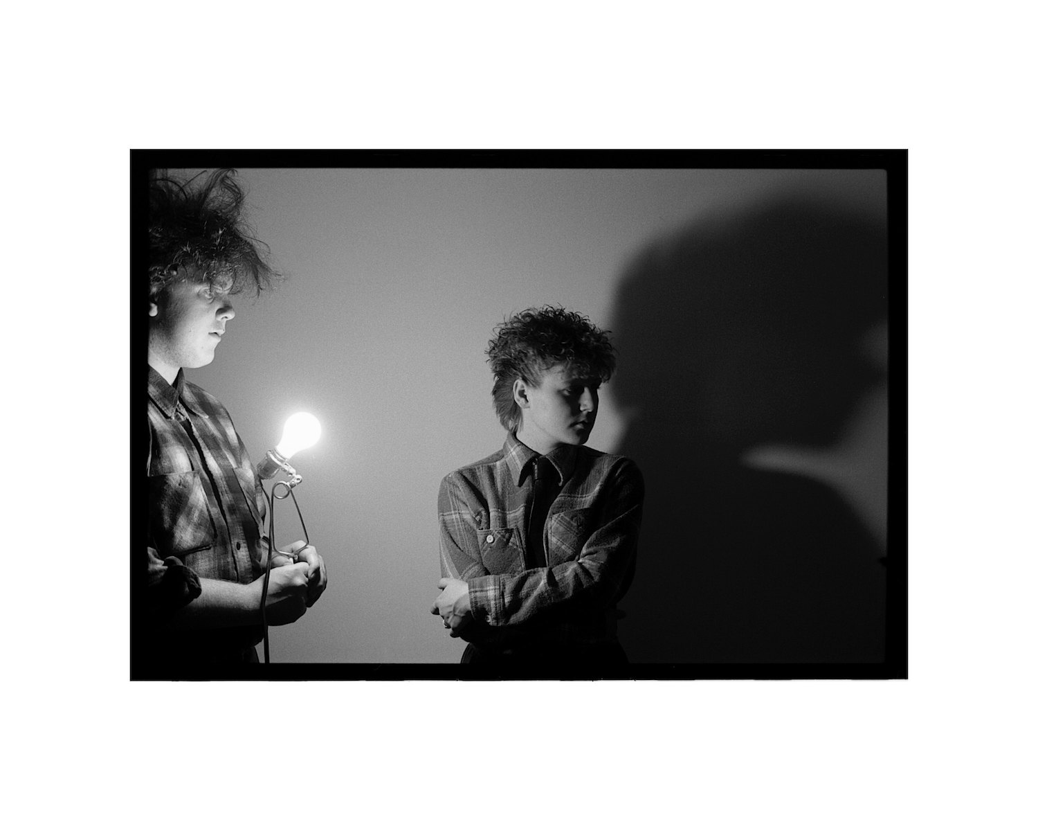 Robin Guthrie and Elizabeth Fraser of the Cocteau Twins,1980s. (Credit: Lisa Haun / Michael Ochs Archives/Getty Images)