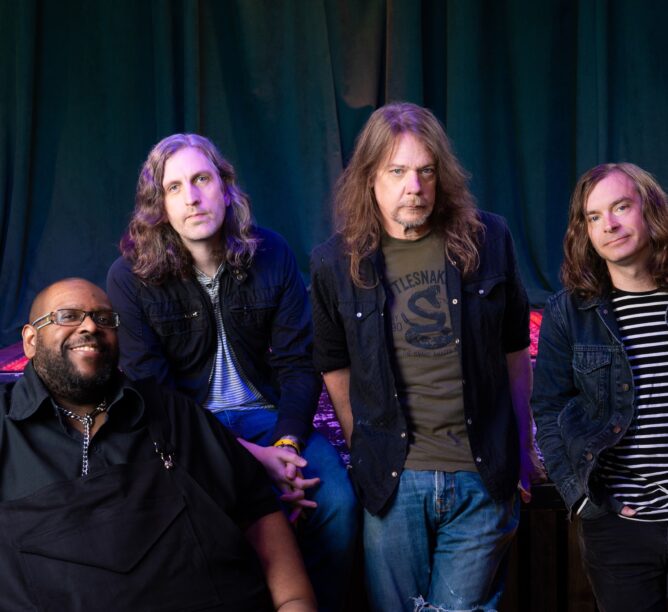 Soul Asylum (Credit: Darin Kamnetz)