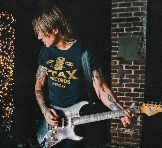 Keith Urban (Credit: Jordan Curtis Hughes)