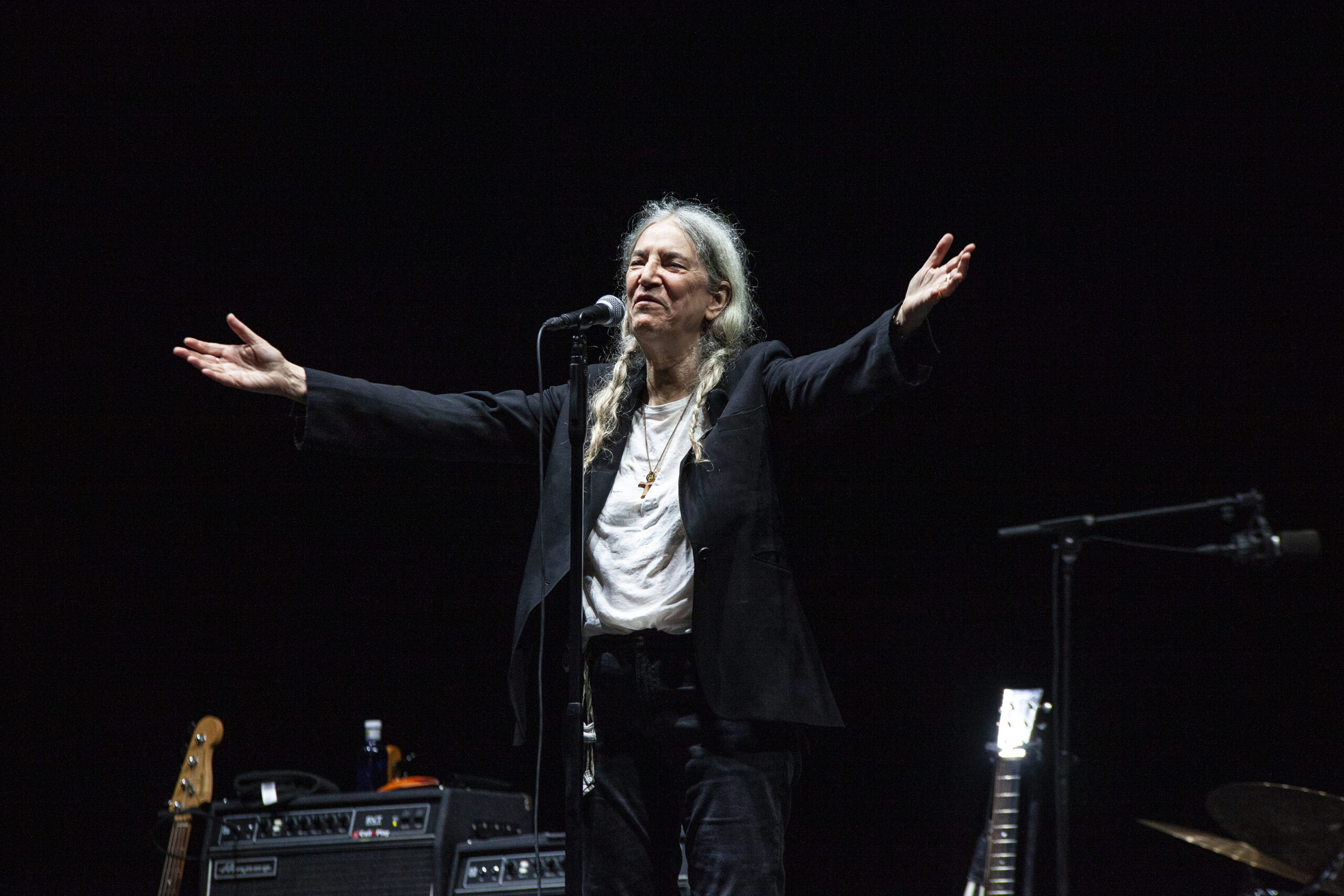 Michael Stipe, Flea, Kim Gordon To Salute Patti Smith At Carnegie Hall