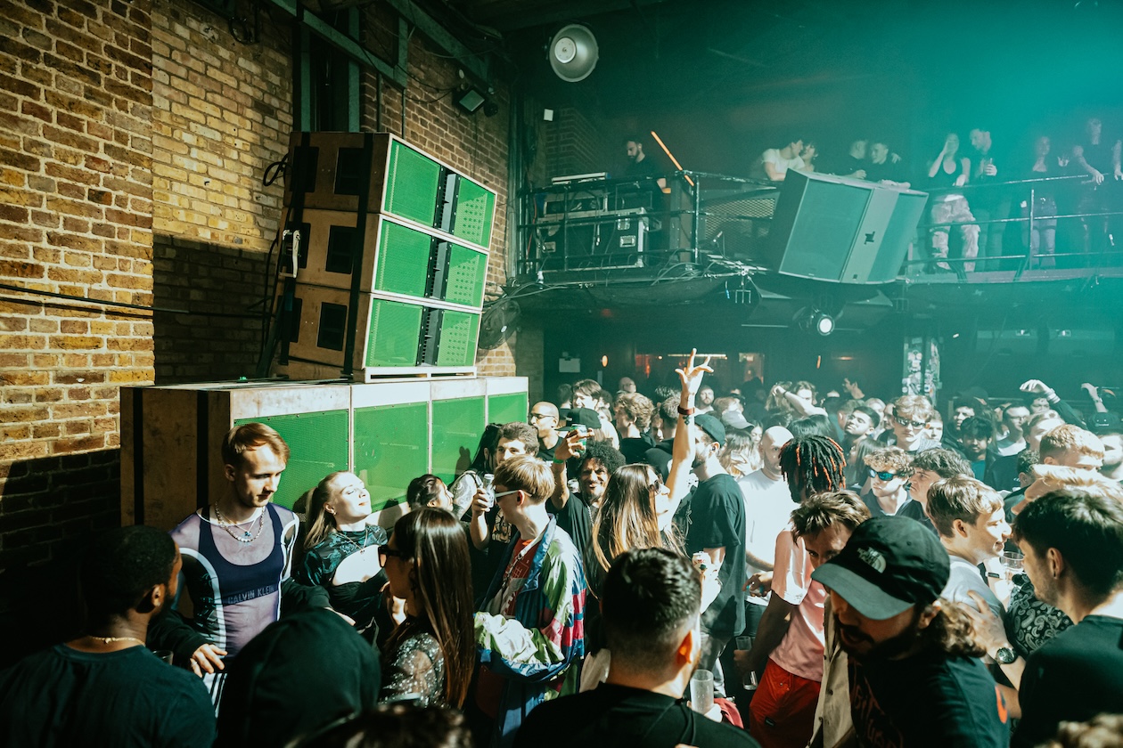 Twenty-five years later, fabric is still packing crowds. (Credit: fabric)