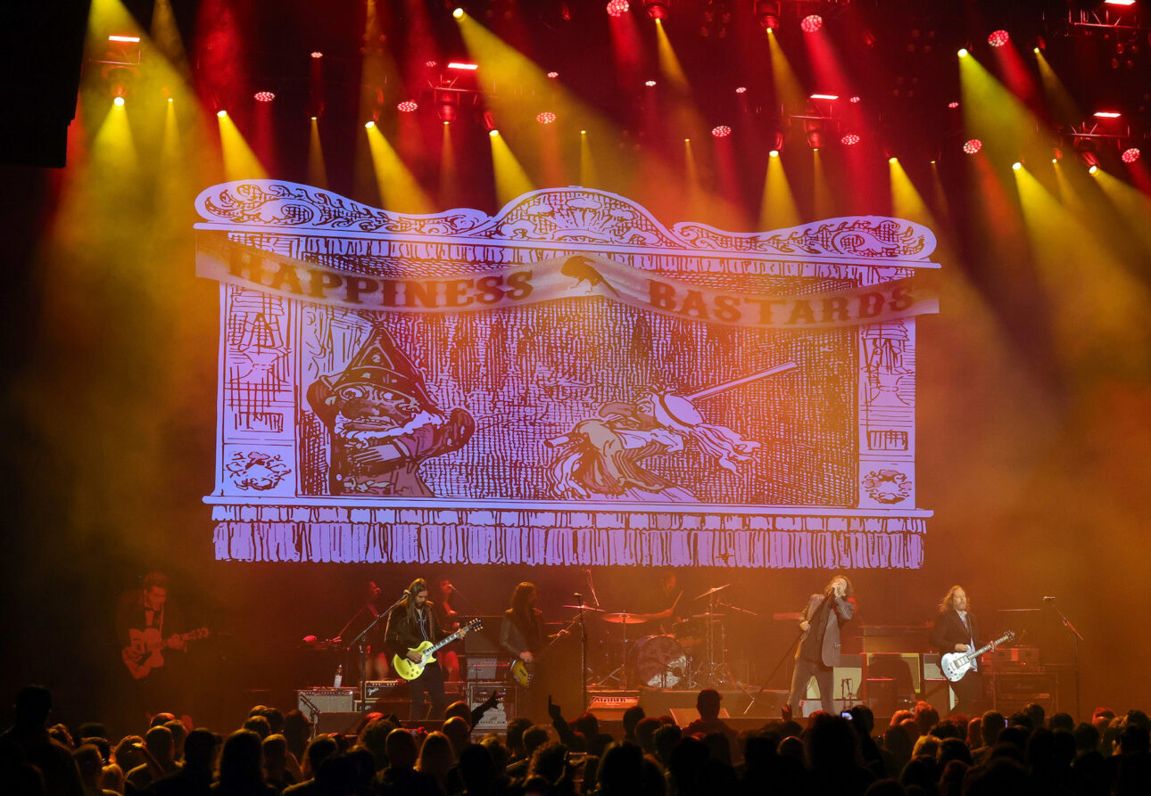 Nico Bereciartua, Sven Pipien, Cully Symington, Chris Robinson and Rich Robinson perform during a stop of The Black Crowes' Happiness Bastards tour at The Chelsea at The Cosmopolitan of Las Vegas on December 05, 2024 in Las Vegas, Nevada. (Credit: Ethan Miller/Getty Images)