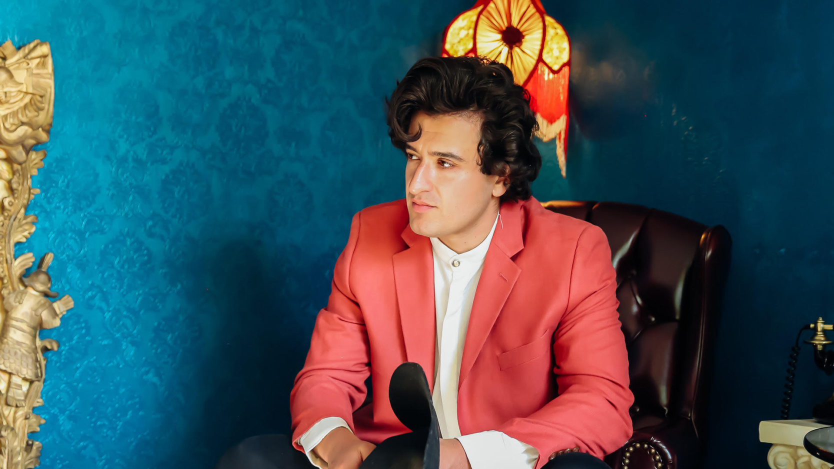 10 Rising Artists To Watch Spin