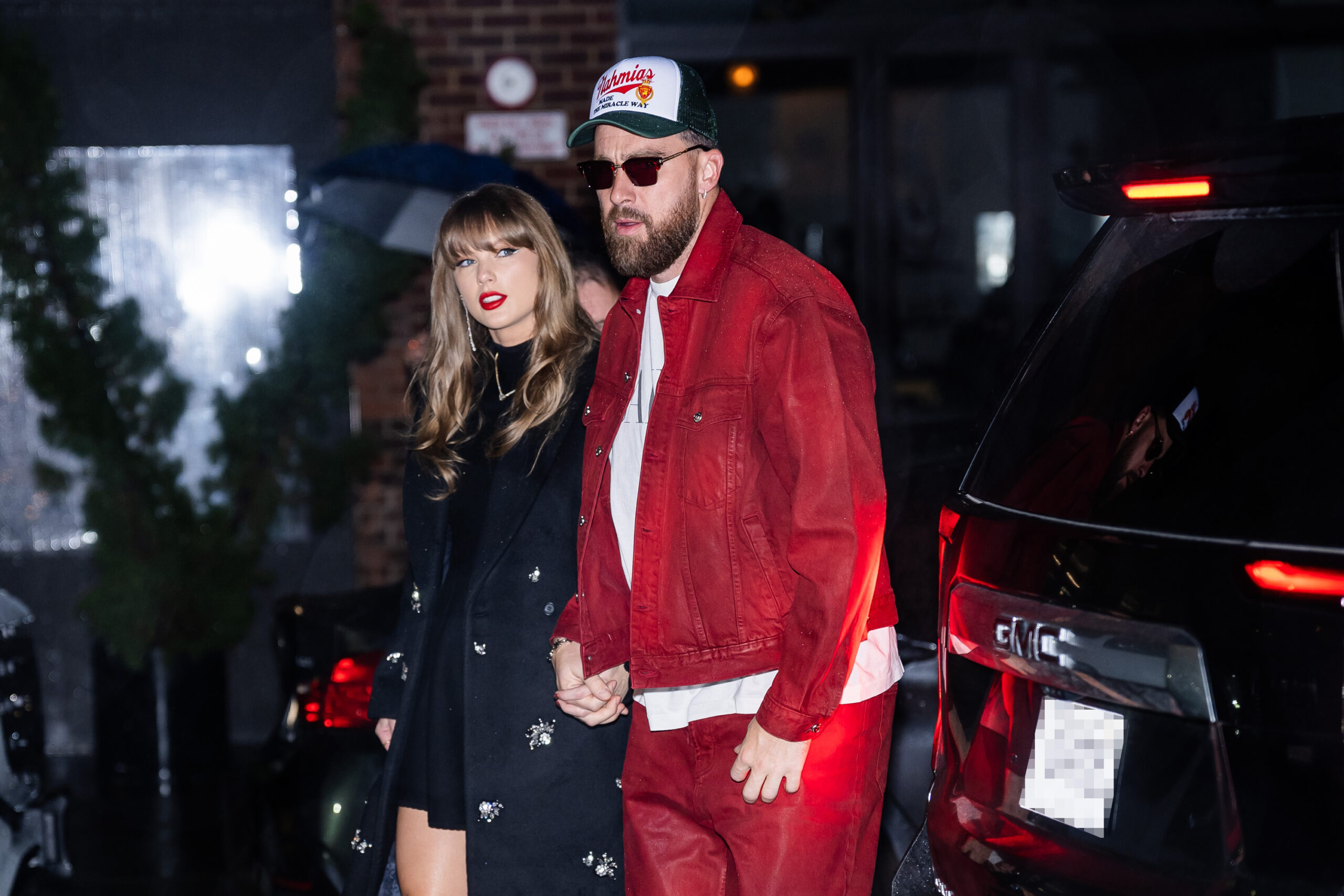 Taylor Swift and Travis Kelce Enjoy Rare Date Night — And Fans Can’t Stop Talking About It