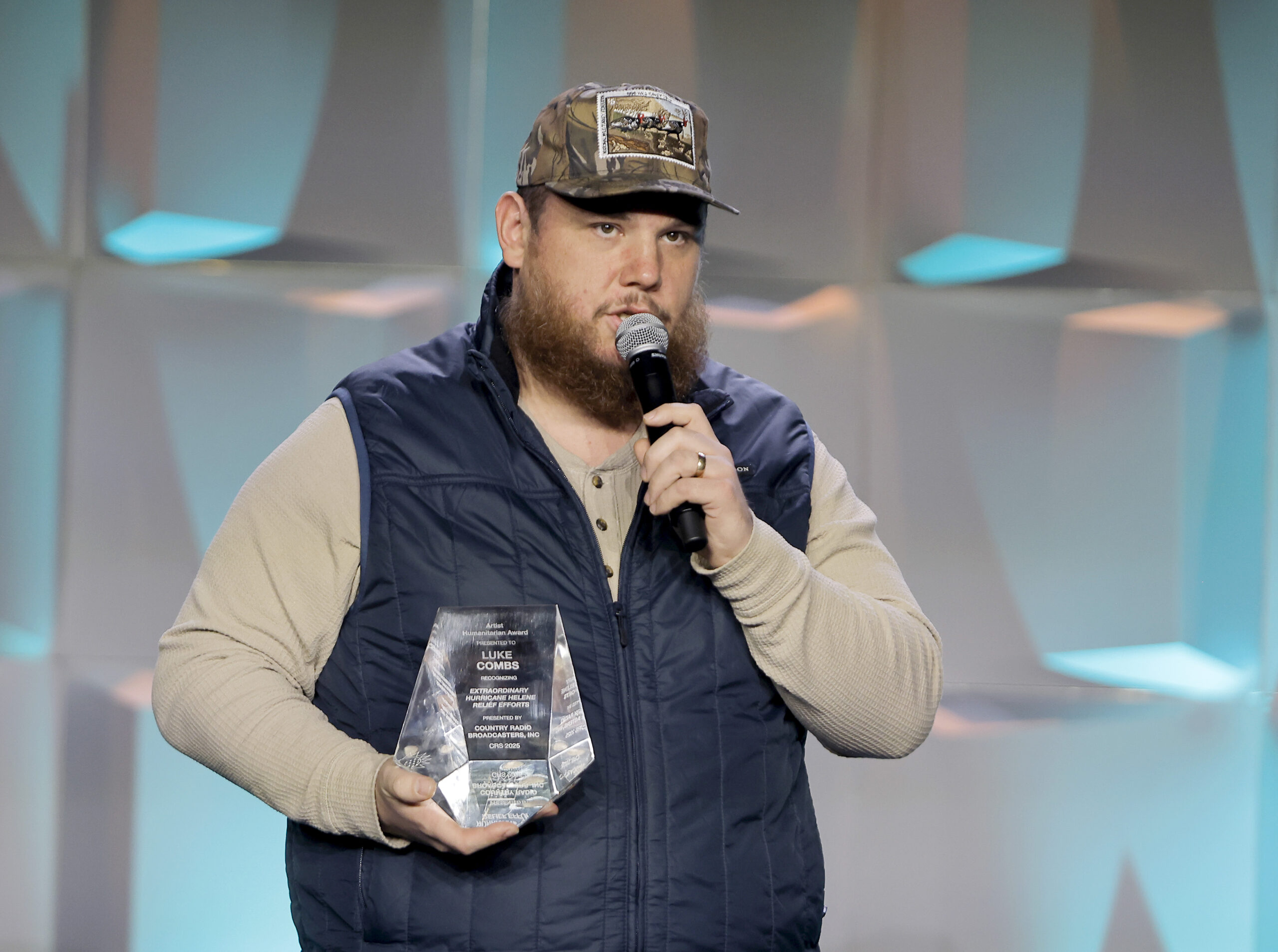 Luke Combs Shares Rare Insight on His ‘Obscure’ OCD Struggles