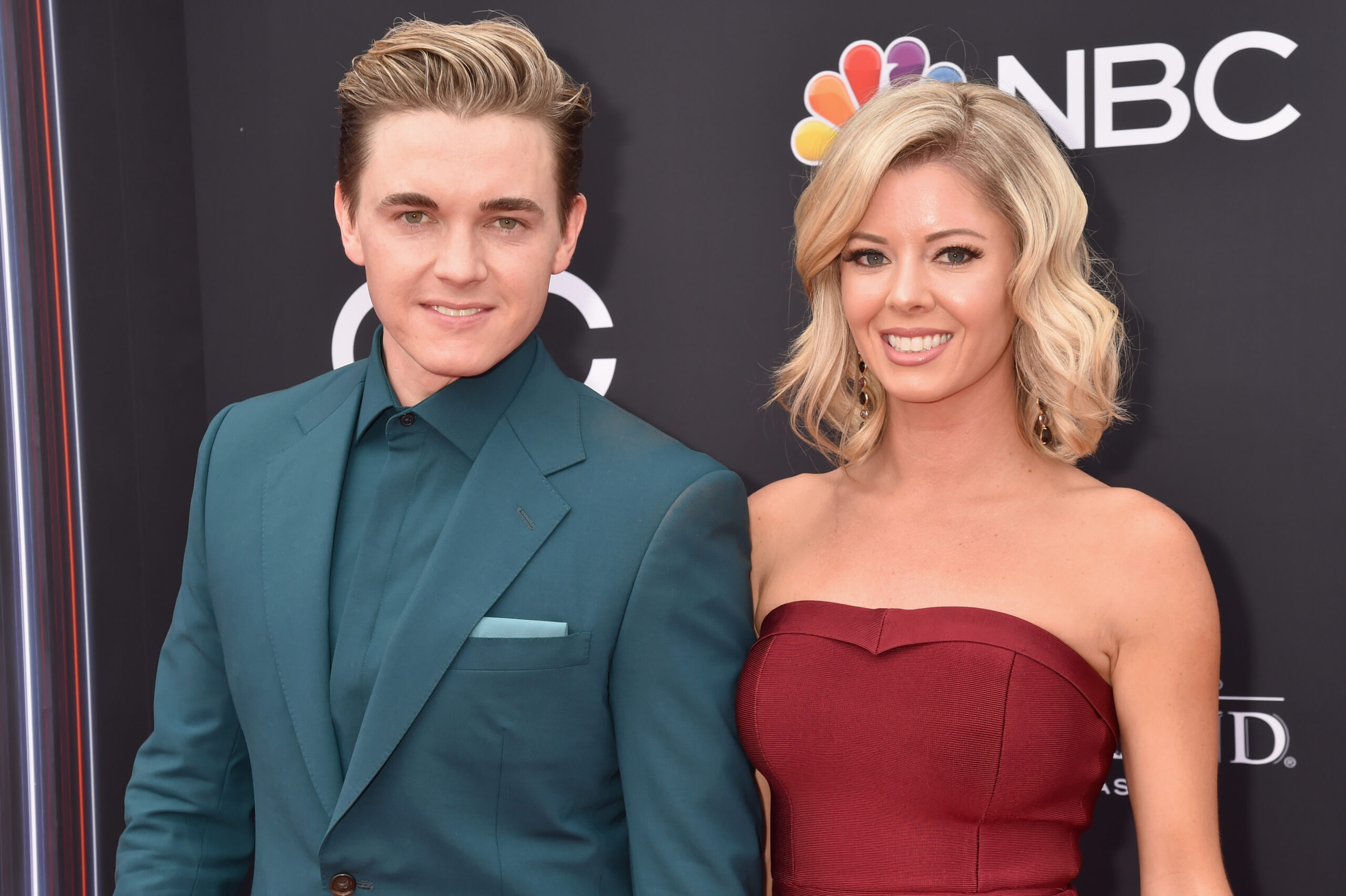 Jesse McCartney and Wife Katie Peterson Celebrate Gender Reveal for First Baby