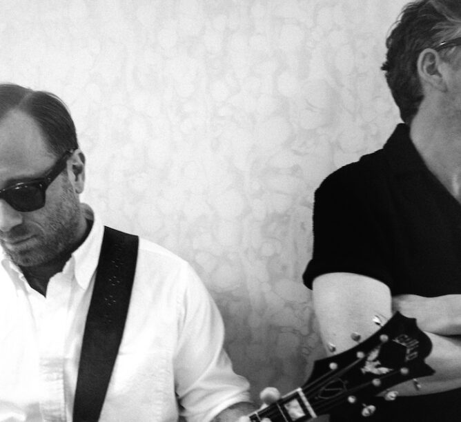 The Black Keys (Credit: Larry Niehues)