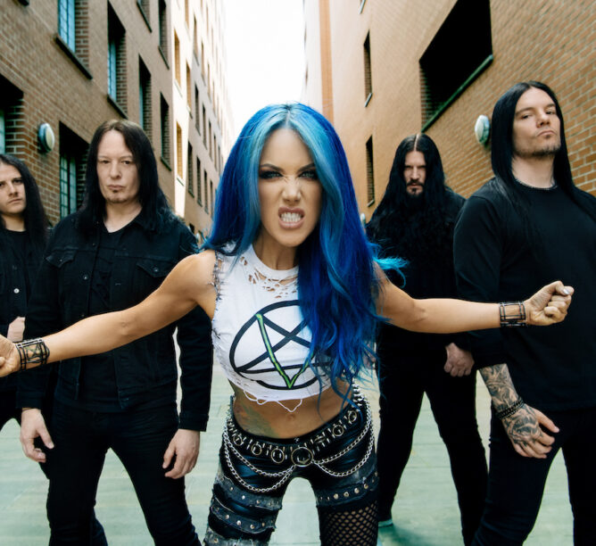Arch Enemy (Credit: Katja Kuhl)