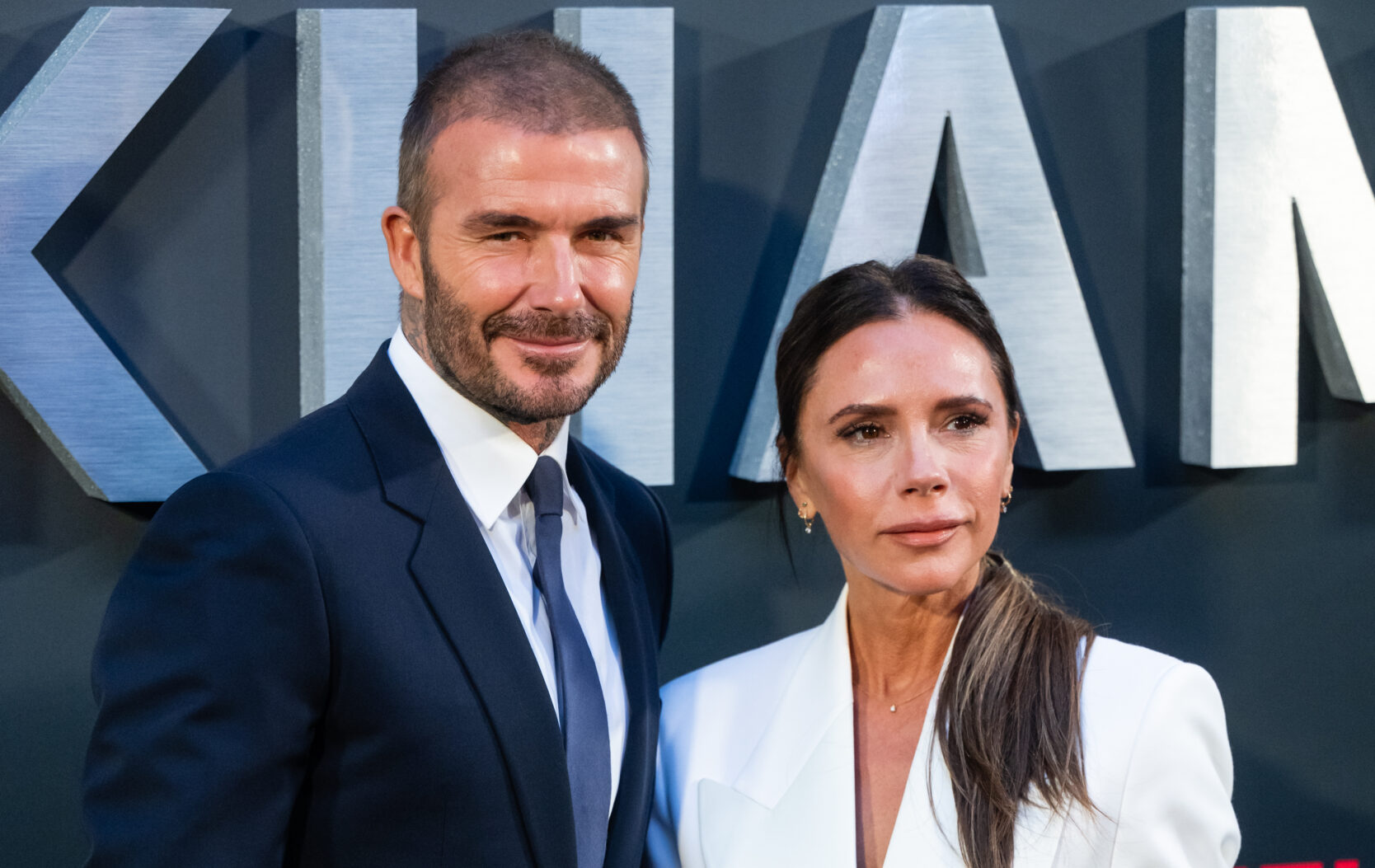 Victoria Beckham Poses With Husband David and Children