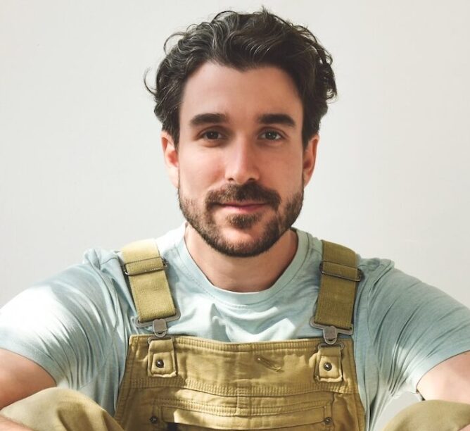 Adam Met (Credit: Shervin Lainez)