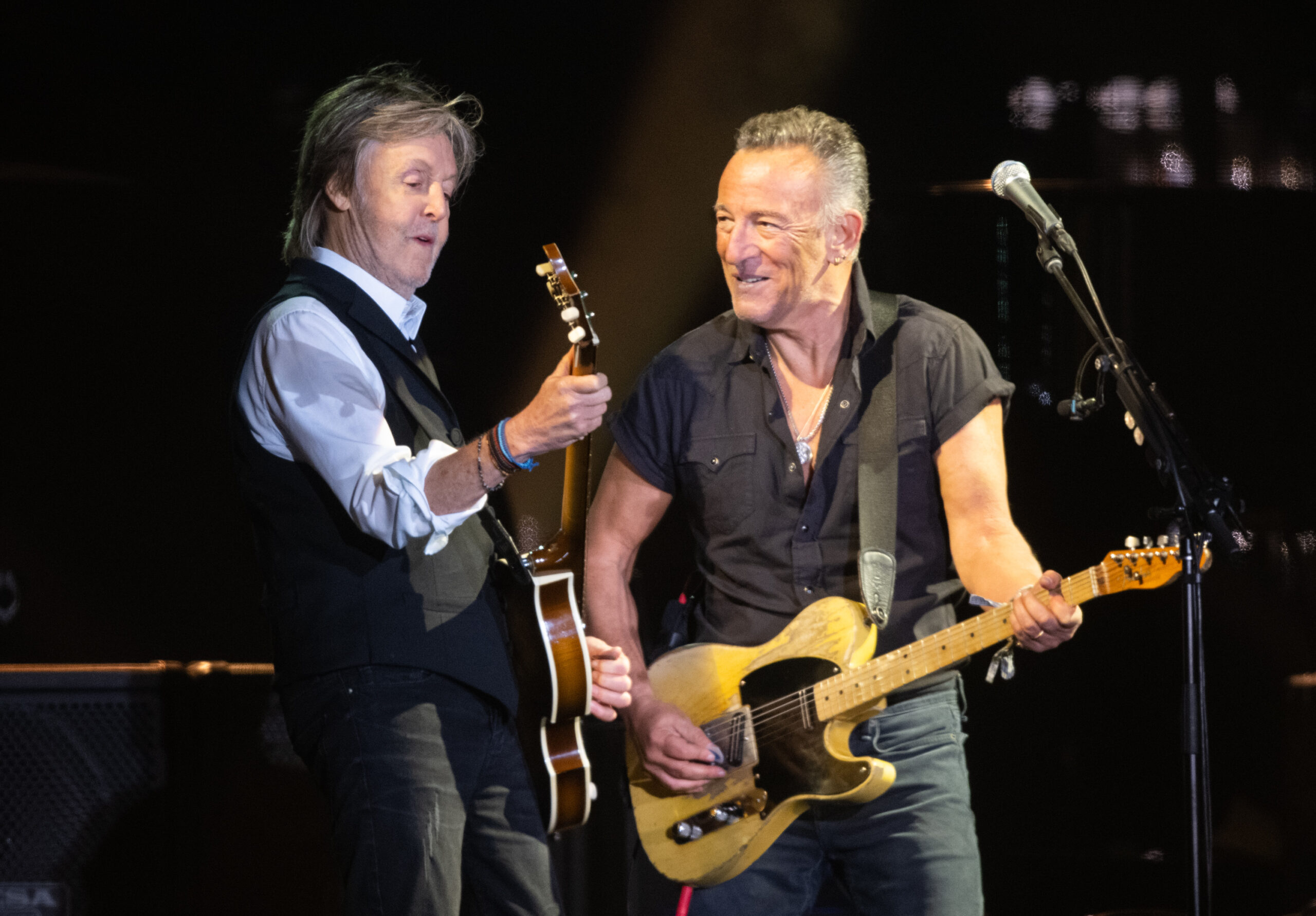 Bruce Springsteen Rocks With Paul McCartney In Liverpool
