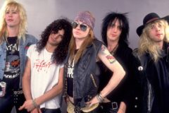 Guns N’ Roses (Duff McKagan, Slash, Axl Rose, Izzy Stradlin, Steven Adler) in 1999. (Credit: Paul Natkin/Getty Images)