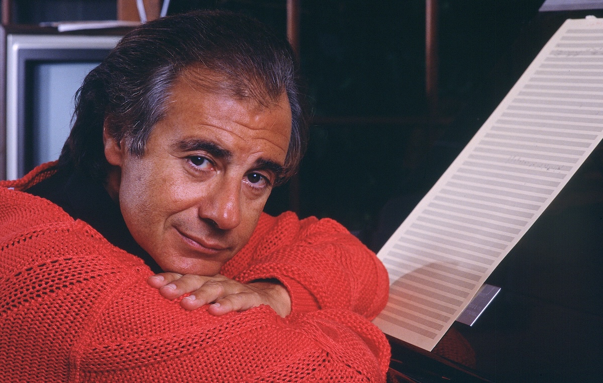 Composer Lalo Schifrin in 1989. (Credit: Bob Riha, Jr./Getty Images)