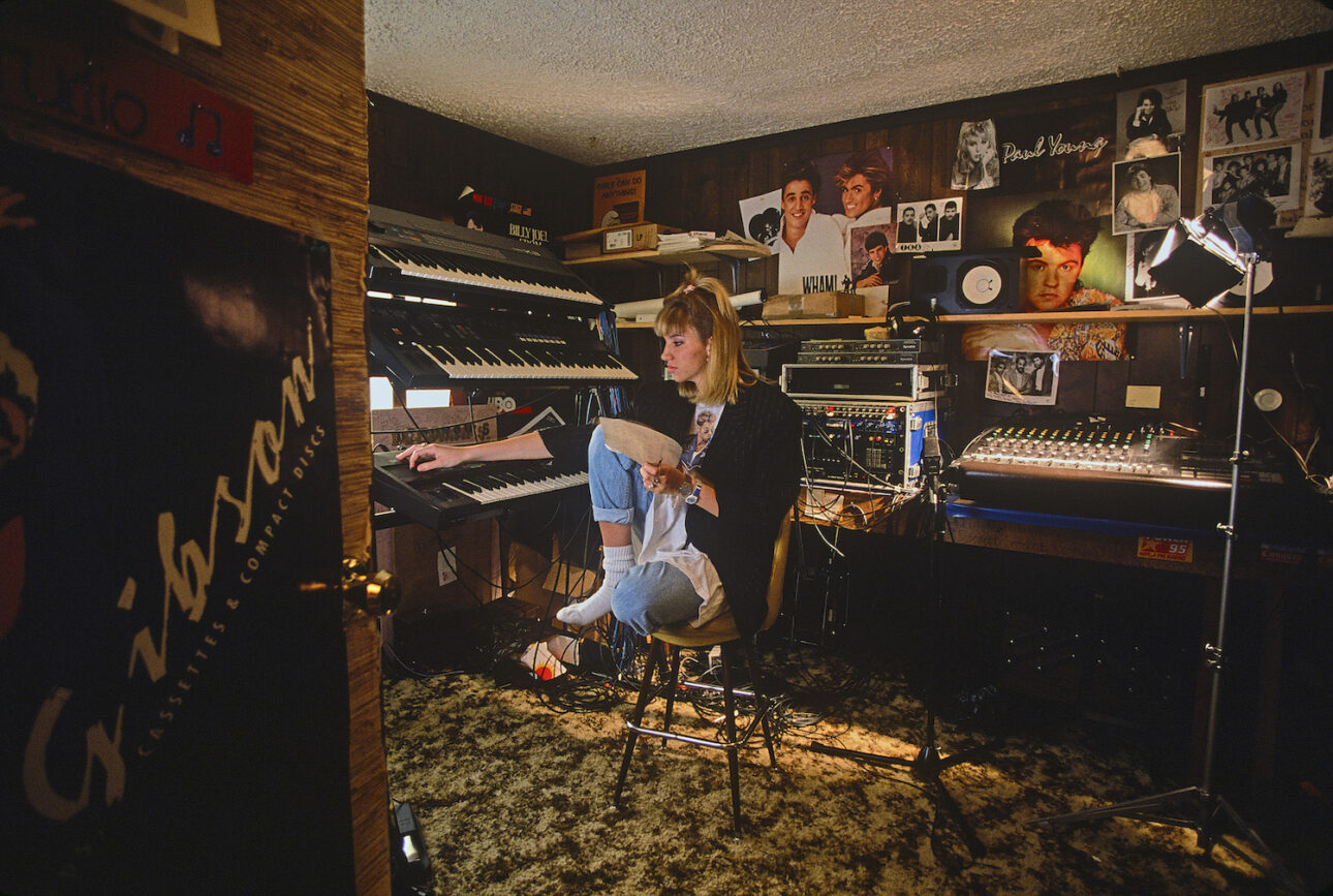 Debbie Gibson making music in 1988. (Credit: Joe McNally/Getty Images)