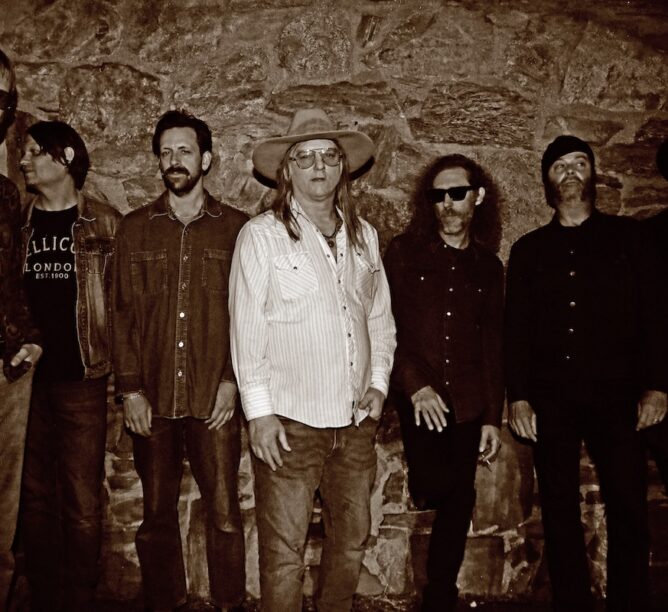 Hallberg Hallbergsson, Hakon Adalsteinsson, Tobias Humble, Anton Newcombe, Ricky Maymi, Joel Gion, and Emil Nikolaisen of the Brian Jonestown Massacre. (Credit: Jeffrey Delannoy)