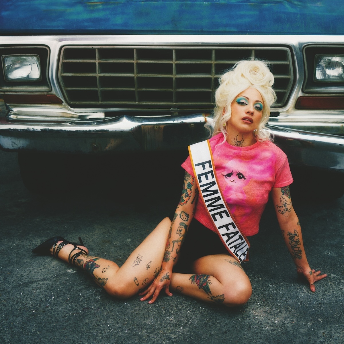 The cover of Mon Laferte's new album, Femme Fatale.