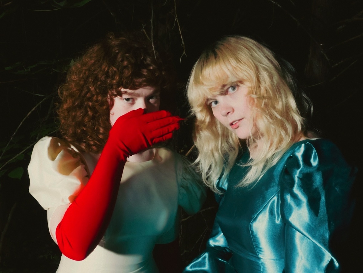 Sisters Laila Crowe and Kenzie Shultz.