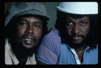 Famous reggae rhythm section and producing team Sly Dunbar and Robbie Shakespeare. (Credit: Lynn Goldsmith/Corbis/VCG via Getty Images)