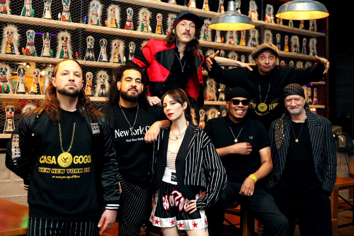  Leo Mintek, Gil Alexandre, Eugene Hütz, Erica Mencini, Korey Kingston, Pedro Erazo, and Sergey Ryabtsev of Gogol Bordello. (Credit: Ben Wong)