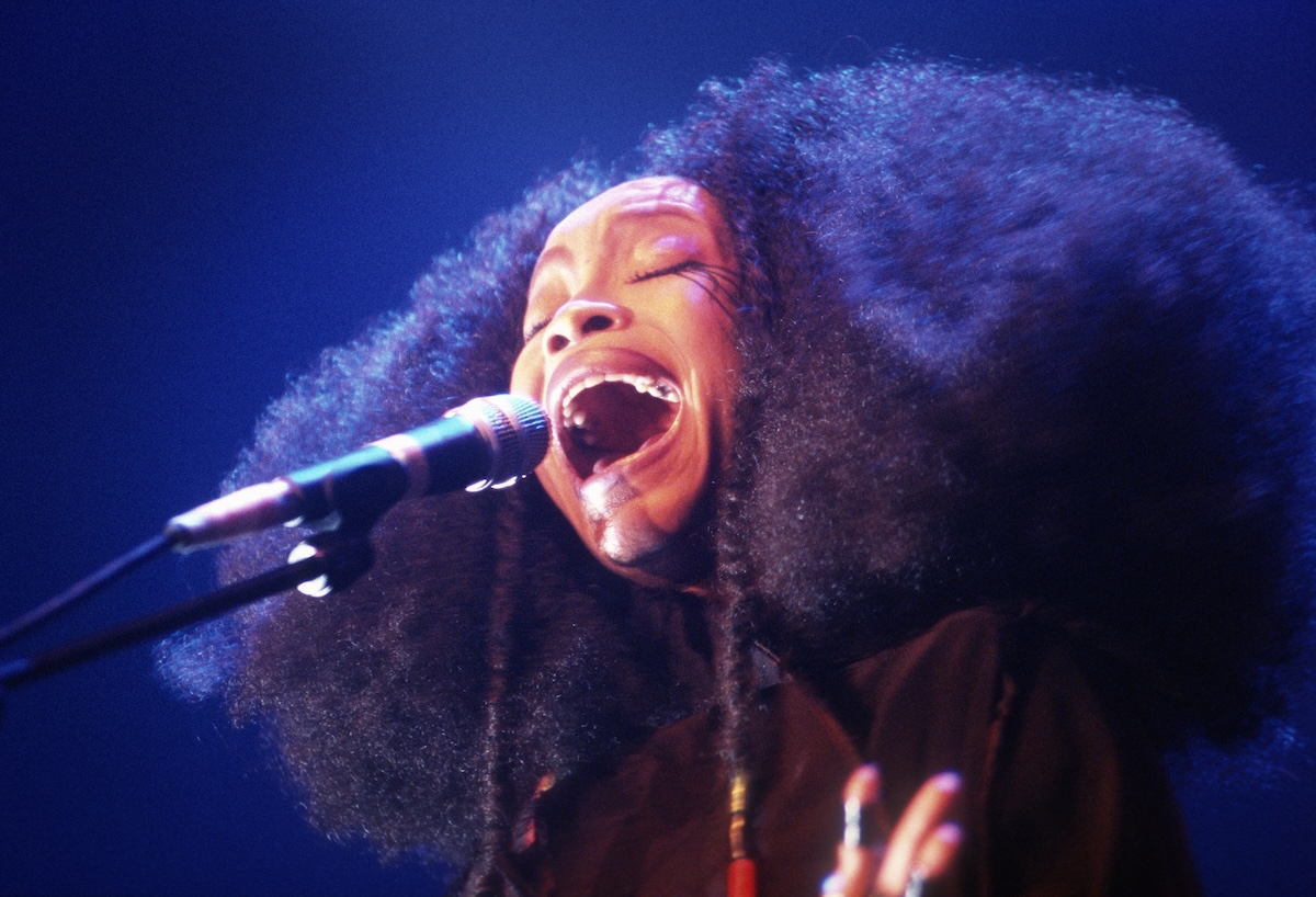 Erykah Badu in Brussels, Belgium, on August 12, 2003.
(Credit: Gie Knaeps)
