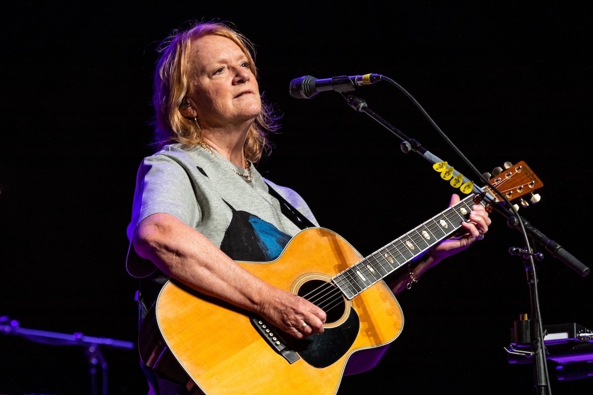 Emily Saliers of the Indigo Girls performs onstage at Ravinia on August 11, 2024, in Highland Park, Illinois. (Credit: Natasha Moustache/Getty Images)
