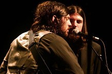 080421_avettbrothers_1.jpg