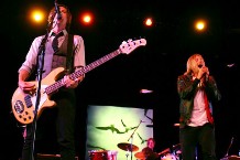 091109-switchfoot-main.jpg